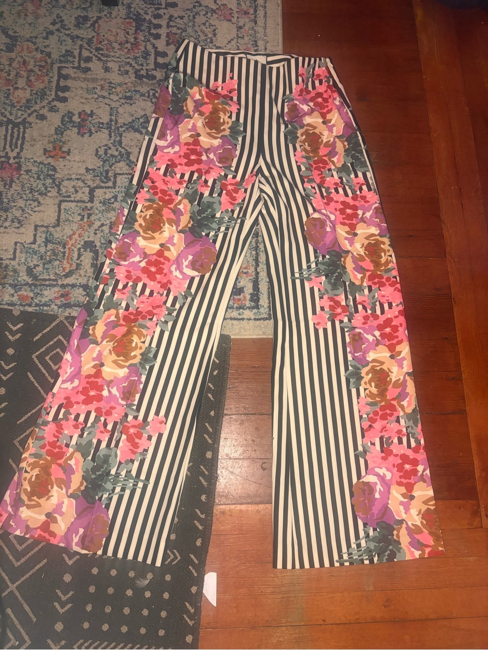 Tuckernuck Floral & Striped Wide-Leg Pants Size Medium